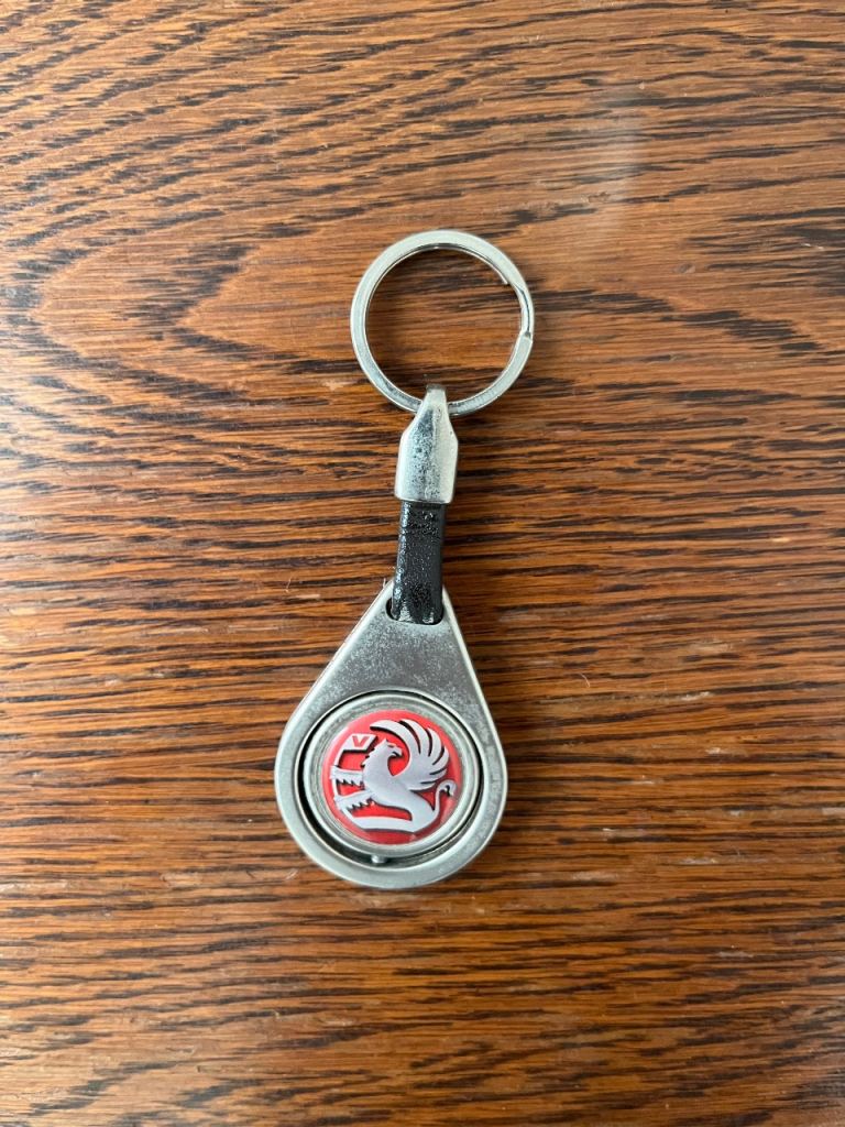 Vauxhall car metallic key ring