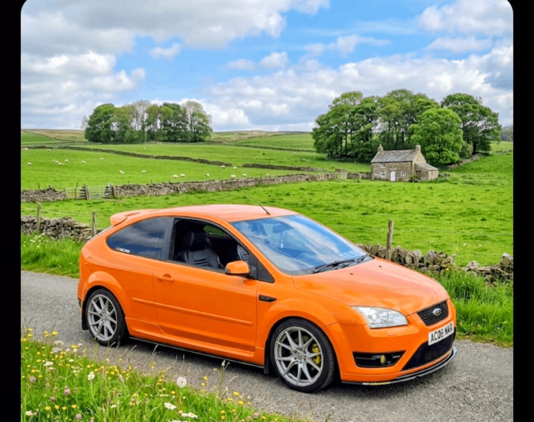 Ford, FOCUS, Hatchback, 2006, Manual, 2522 (cc), 3 doors