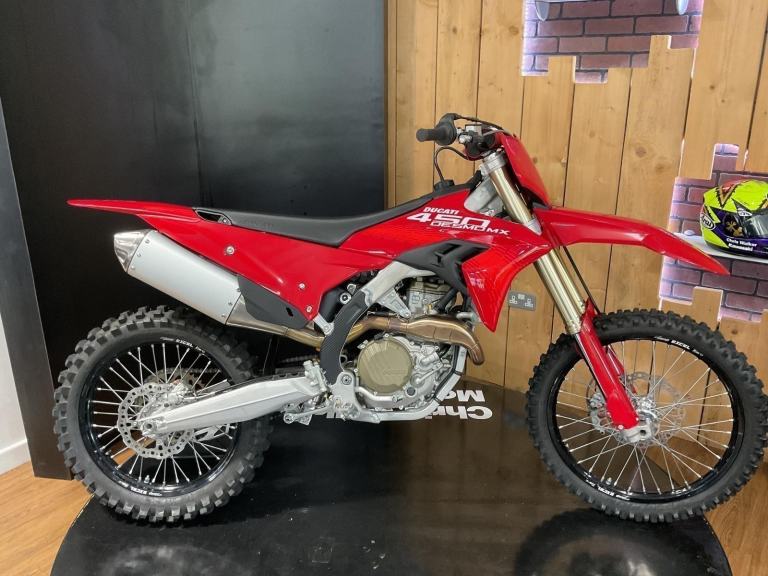 Ducati Desmo 450 MX 2026 QUICK SHIFTER! ONE ONLY EX SHOWROOM DISPLAY BIKE!
