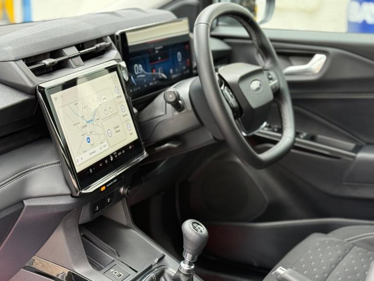 2025 Ford Puma 1.0 EcoBoost Hybrid mHEV Titanium, UNDER 350 MILES, MAY 2028 FORD WARRANTY, HATCHB...