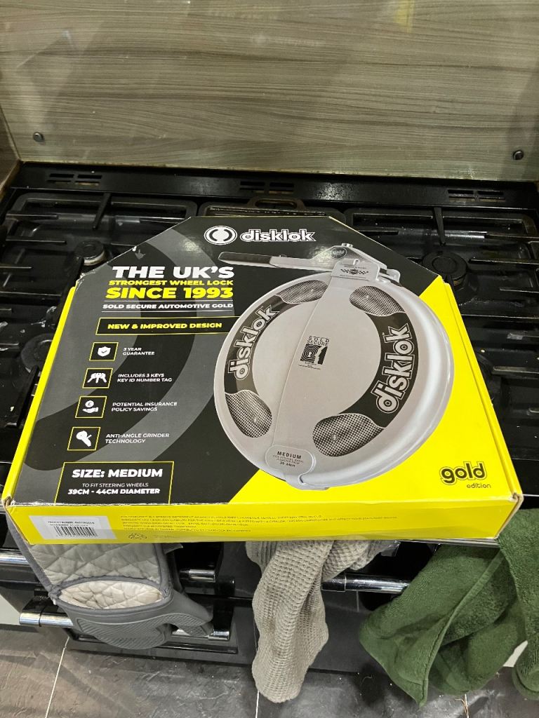Disklok  Steering Wheel Lock - Medium - Brand New
