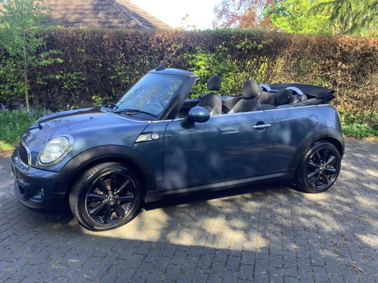 Mini, CONVERTIBLE, Convertible, 2010, Manual, 1598 (cc), 2 doors