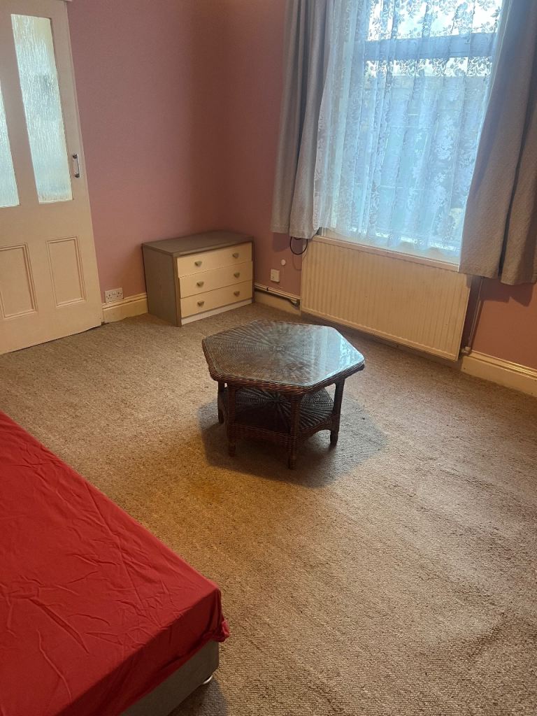 Studio Flat to Rent
