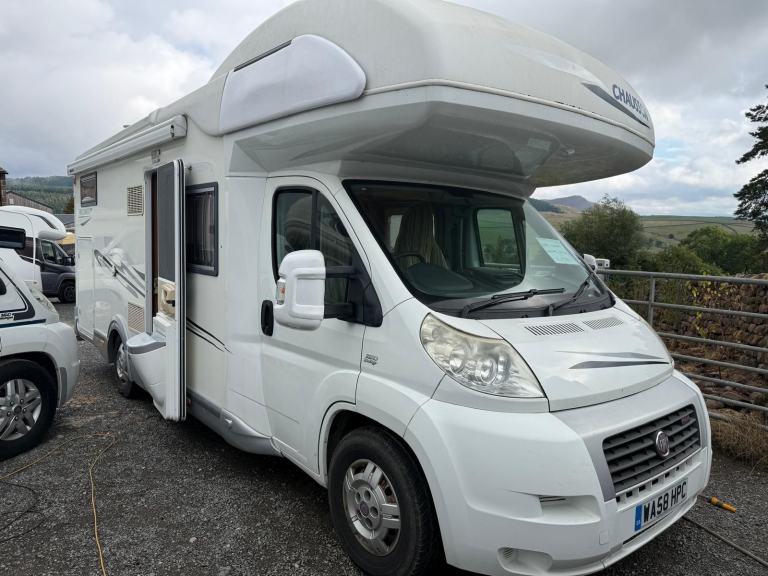 2008 - Chausson Welcome 58 - 3ltr - 23,000 Miles - 5/6 Berth / 5 Belts 