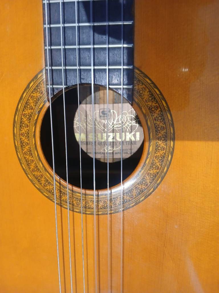 Suzuki Classical Guitar, 70's Japanese – Good Condition