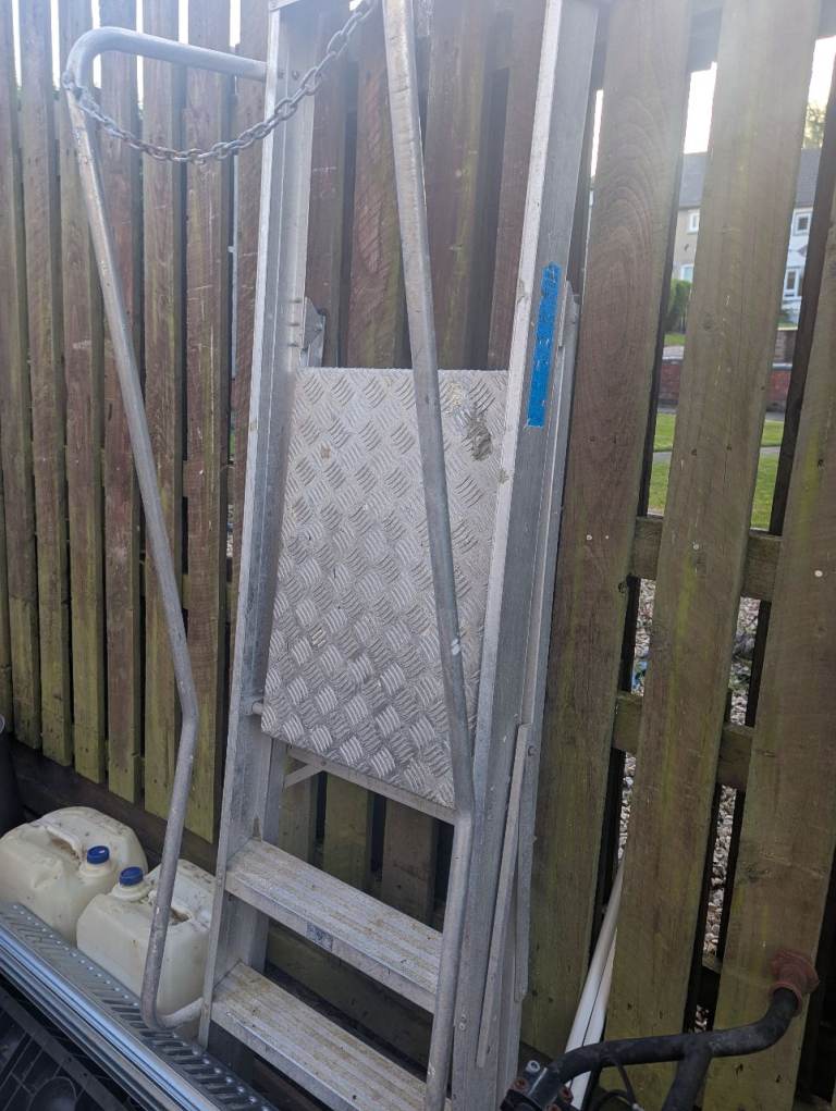 Aluminium ladder platform 