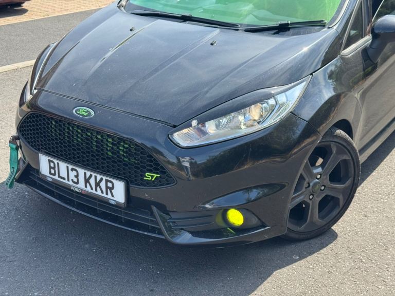 Ford, FIESTA, Hatchback, 2013, Manual, 1596 (cc), 3 doors