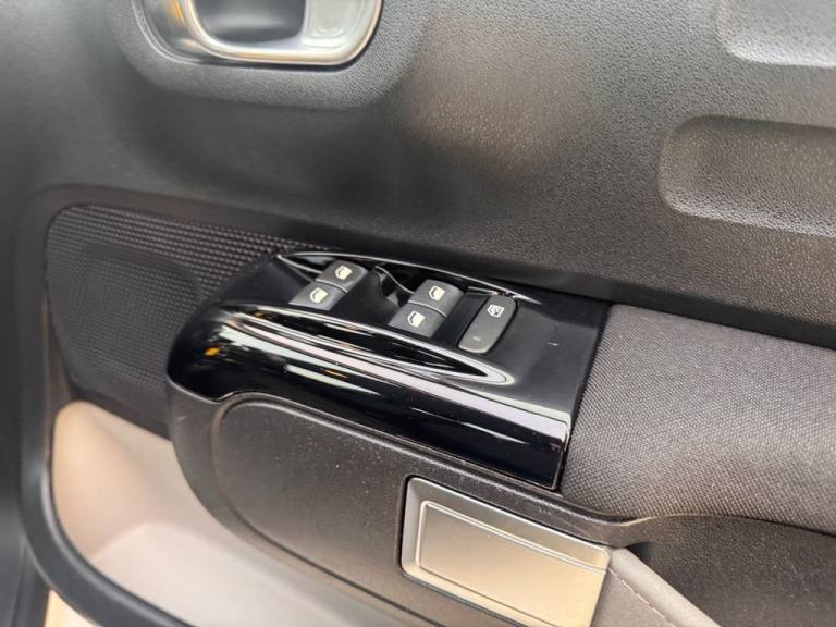 2018 Citroen C3 1.2 PureTech Feel Hatchback 5dr Petrol Manual Euro 6 (68 ps) Hatchback Petrol Manual