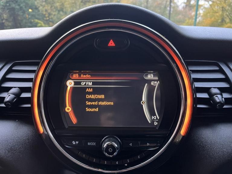 2017 MINI Hatch 1.5 Cooper D 5dr Auto HATCHBACK DIESEL Automatic