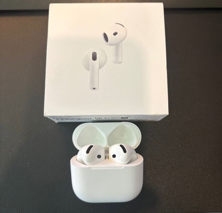 Apple AirPods 4th generation with anc