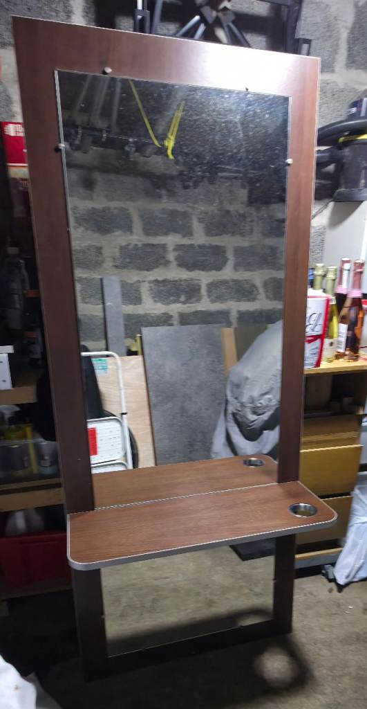 Barbers Mirror Stations x2