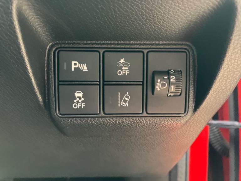 2018 Honda Civic 1.0 VTEC Turbo 126 SE 5dr Hatchback PETROL Manual