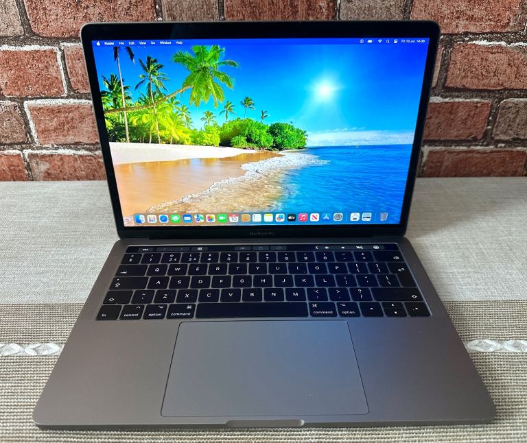 Apple MacBook Pro 13” 512GB Touch Bar Immaculate Condition