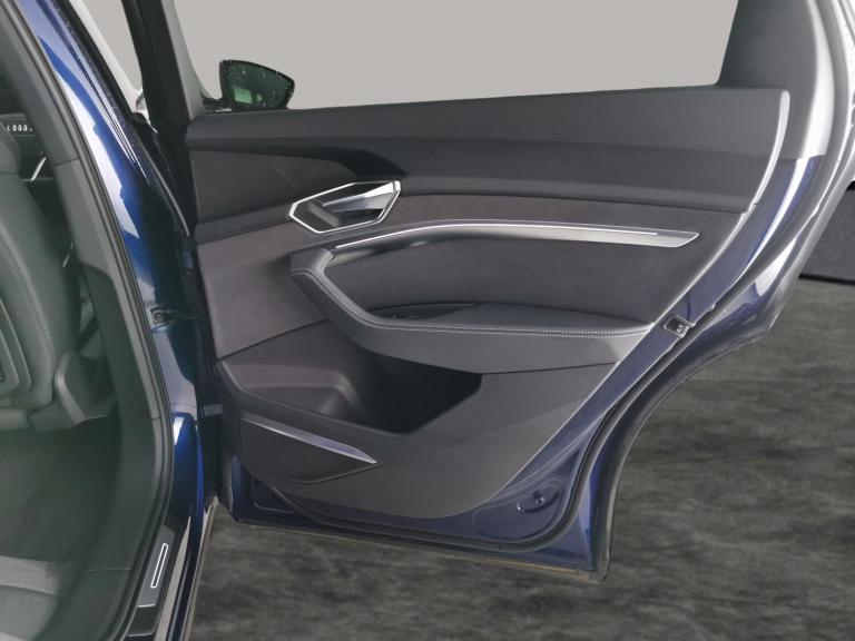 2021 Audi e-tron 300kW 55 Quattro 95kWh Black Edition 5dr Auto ESTATE ELECTRIC Automatic