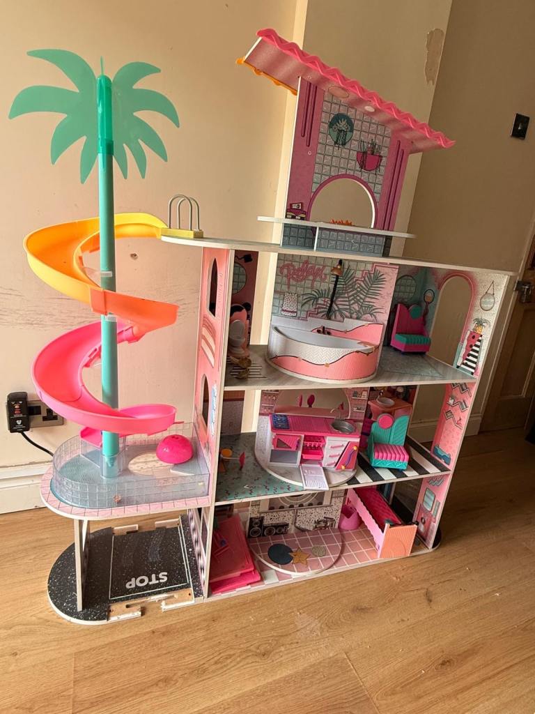 L.O.L. Surprise! Wooden Doll House with Pool and Slide