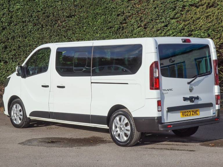 2023 Renault Trafic LL30 Sport Nav 2.0DCI 145BHP L2 LWB 9 SEAT MINIBUS, Rev Cam, Air Con, Cruis M...