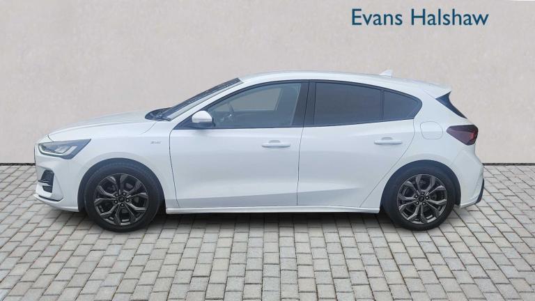 2022 Ford Focus 1.0 EcoBoost ST-Line 5dr Hatchback Petrol Manual