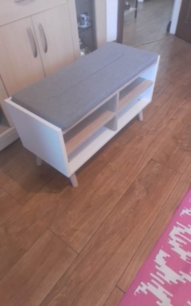 MODERN STORAGE BENCH/SEAT 