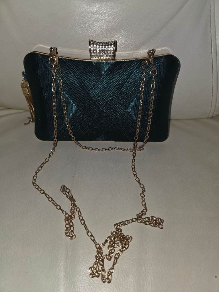 Stylish Green Clutch Bag with Gold Chain