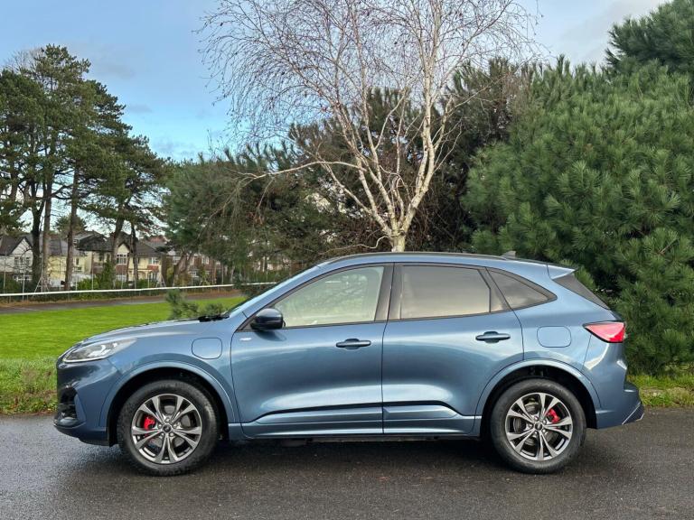 2022 Ford Kuga 2.5 EcoBoost Duratec 14.4kWh ST-Line CVT Euro 6 (s/s) 5dr HATCHBACK Petrol/Electri...