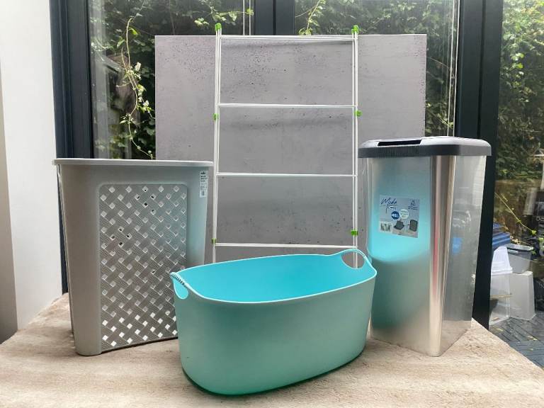 45 litre bin 50 litre rattan hamper 50 litre basket Clothes airer all for £15 house home kitchen