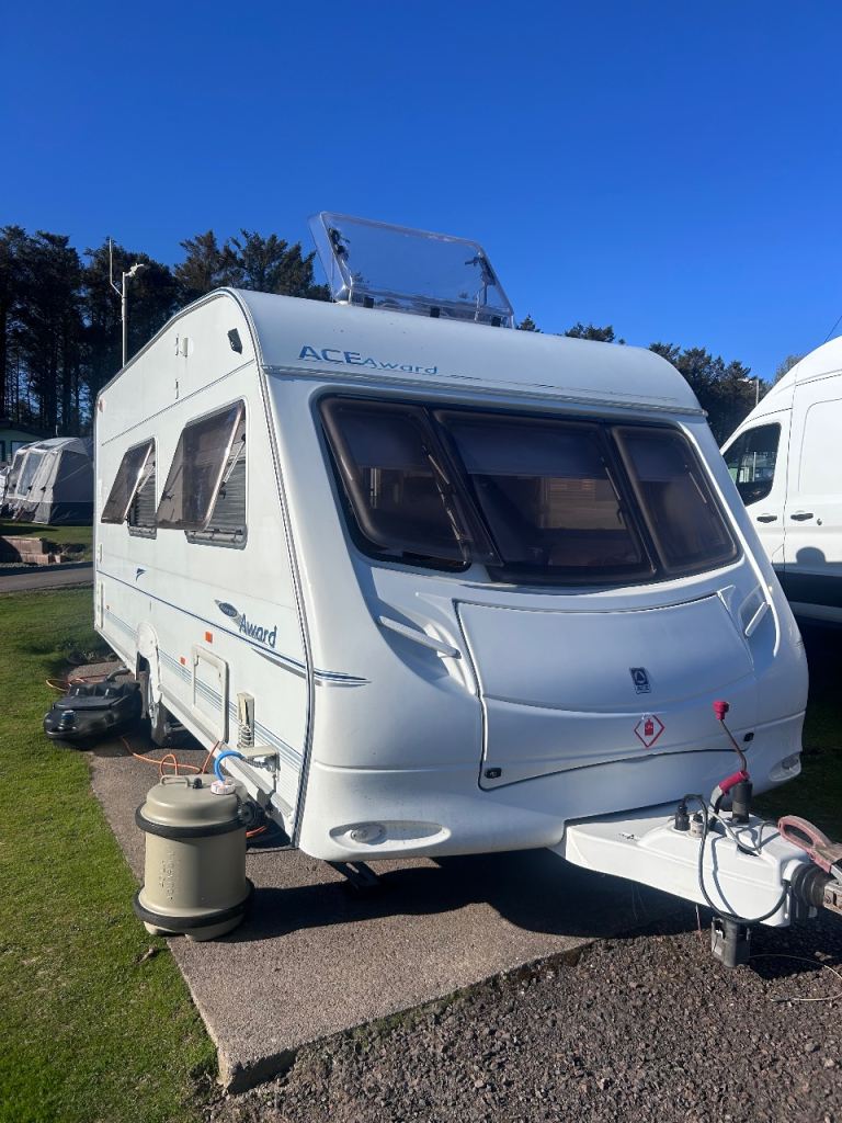 Touring caravan 