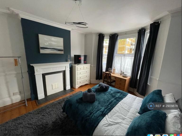 1 bedroom in Crown Lane, Bromley, BR2 (#2909878)