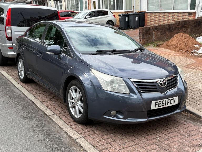 Toyota, AVENSIS, Saloon, 2011, Semi-Auto, 1798 (cc), 4 doors
