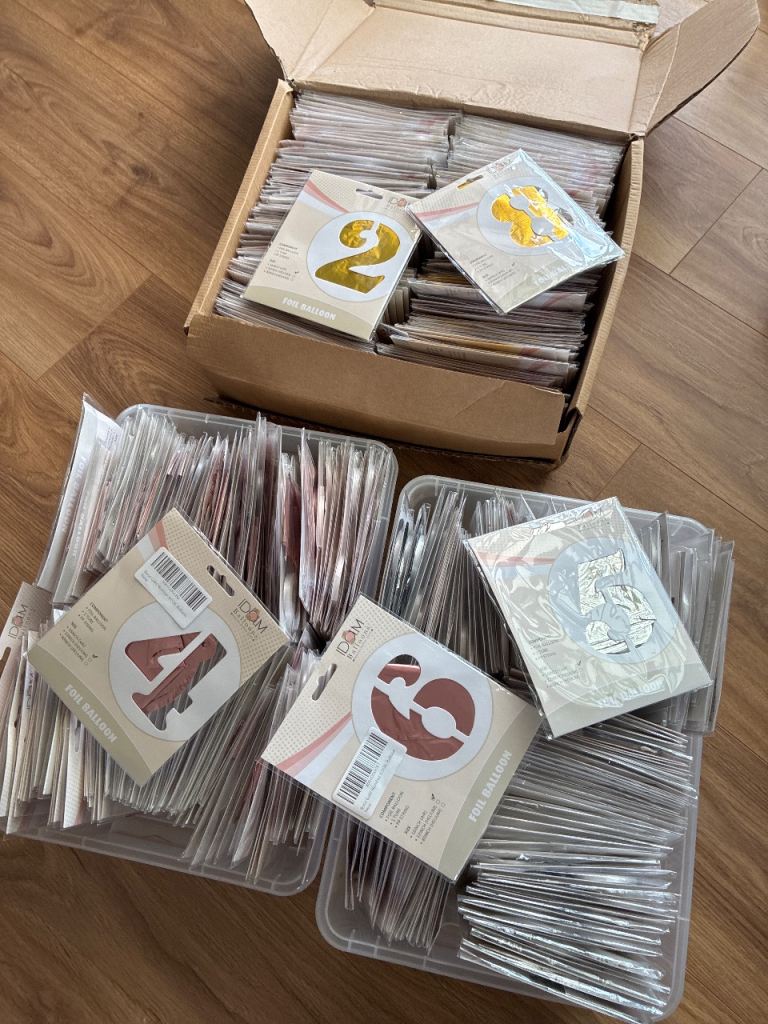 Job Lot Balloons – 150 x 16” Number Foil Balloons for Resale | Gold Rose Gold Silver