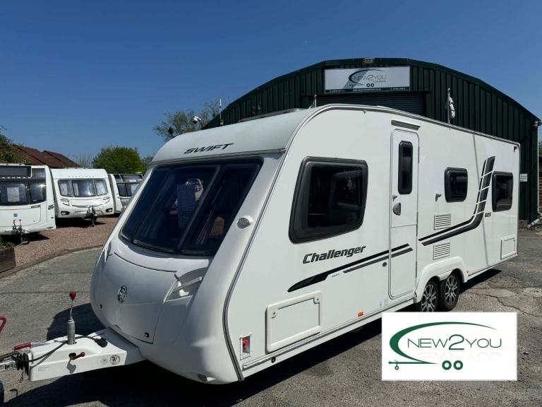 2010 Swift Challenger 625 6 Berth Caravan FIXED BED Caravan - STOCK H065