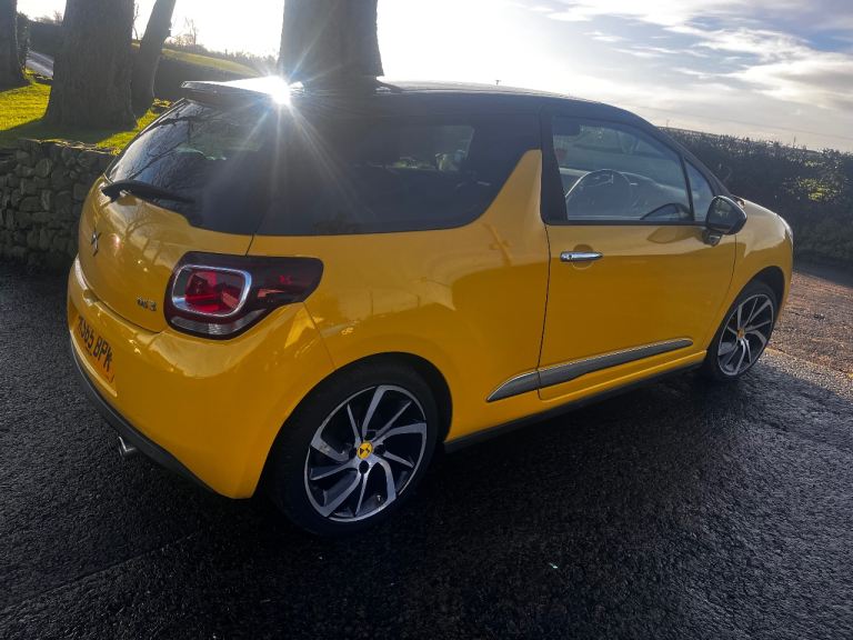 DS, DS 3, Hatchback, 2015, Manual, 1560 (cc), 3 doors