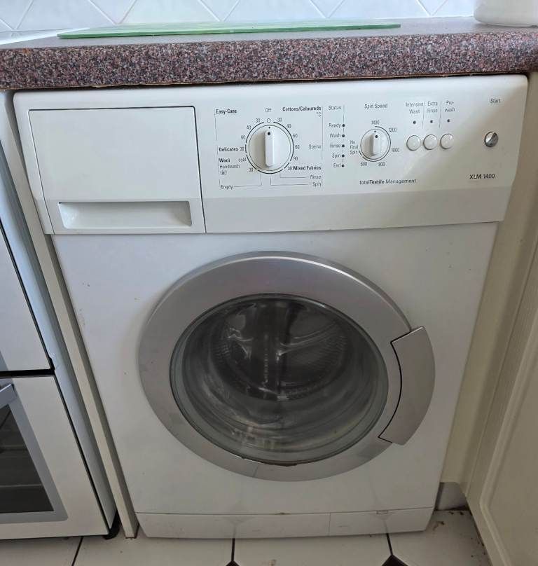 Siemens Washing Machine - FREE TO COLLECTOR 