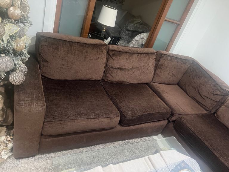 5 seater brown corner Sofa 