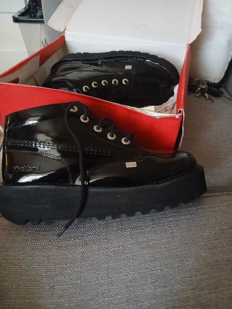 Womens kickers