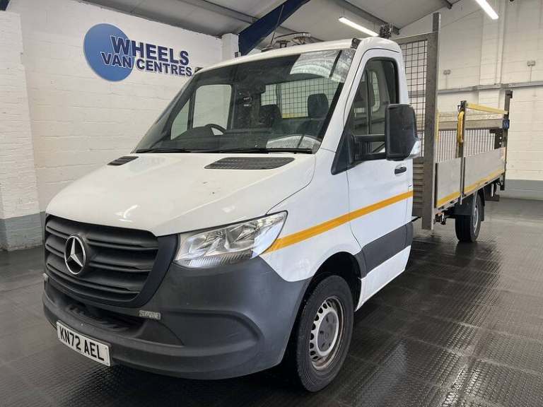 2023 Mercedes-Benz Sprinter 3.5t Progressive Chassis Cab CHASSIS CAB DIESEL Manual