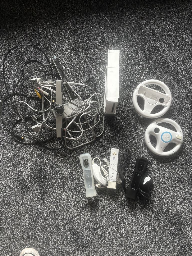 Nintendo Wii bundle 