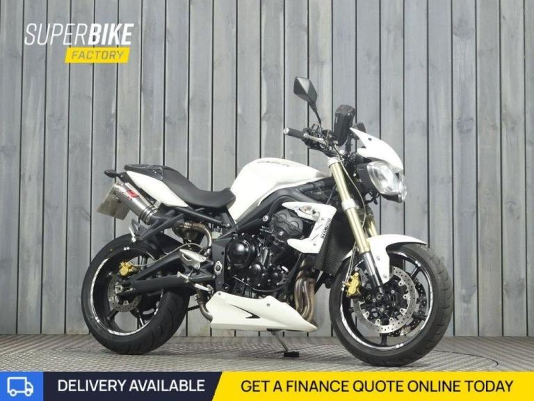 2012 12 TRIUMPH STREET TRIPLE 675