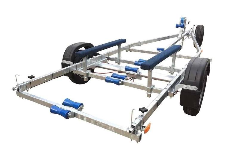 2026 Brand New Extreme 1300KG roller Bunked Trailer for classic long Keel boats