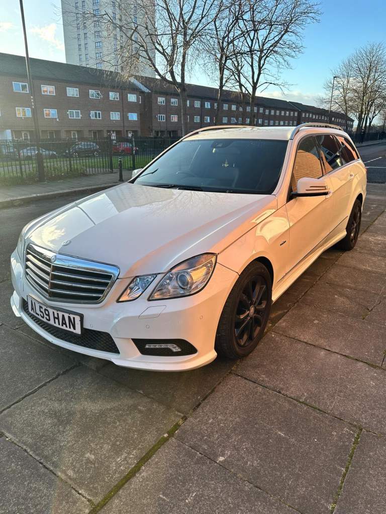 Mercedes-Benz, E CLASS, Estate, 2011, Semi-Auto, 2143 (cc), 5 doors