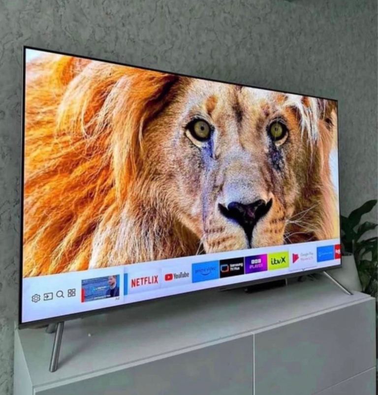 55” 4K Samsung Smart   WiFi ultra HD led tv   Premium Model   Excellent condition