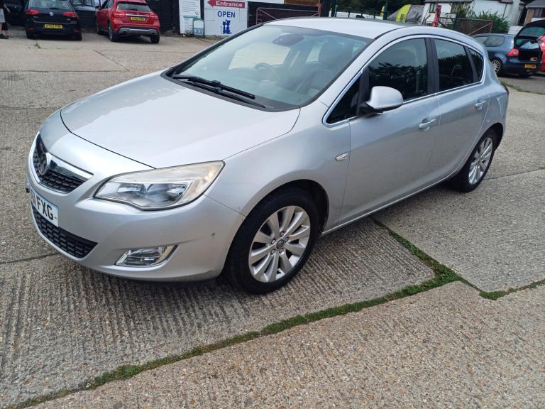 2011 Vauxhall Astra 2.0 CDTi 16V ecoFLEX Elite [165] 5dr HATCHBACK Diesel Manual