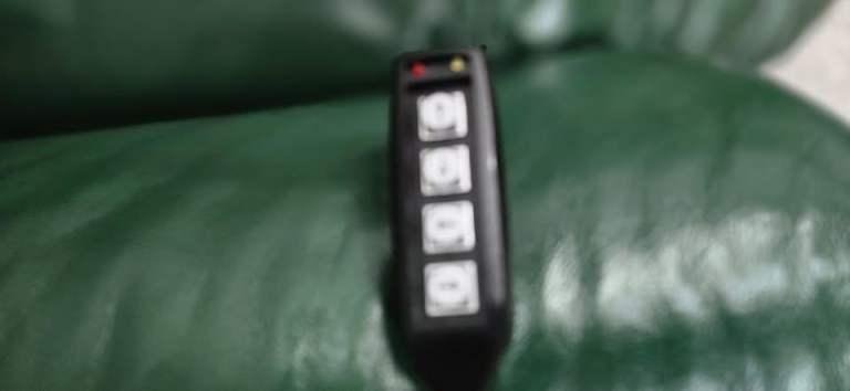 Himolla Leather 3 Seater NON Recliner Sofa and  2 Recliner Electric Chairs 1604251