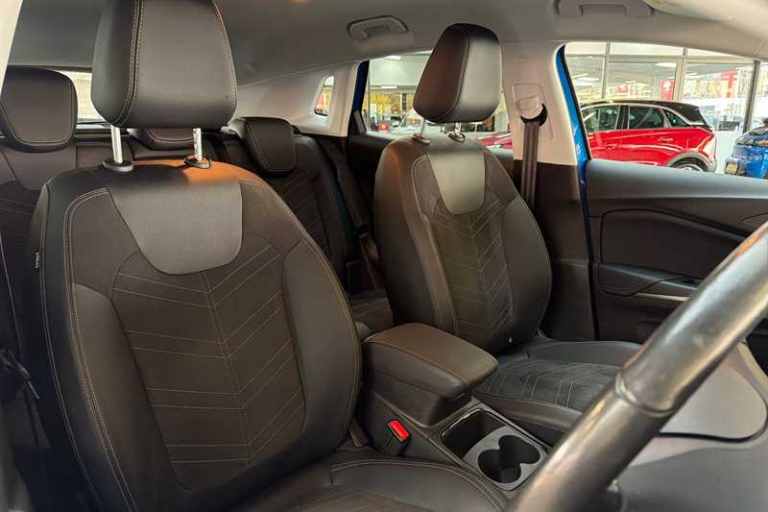 2023 Vauxhall Grandland 1.2 Turbo Ultimate 5dr HATCHBACK PETROL Manual