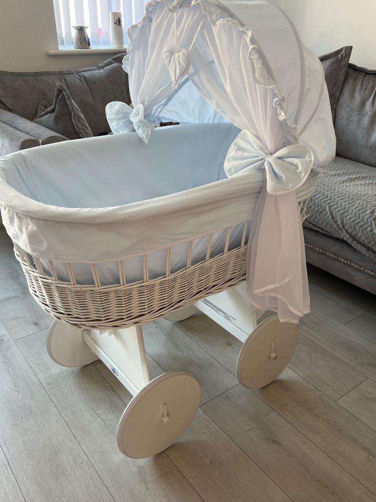 White Wicker Moses Basket / Bassinet with Hood and Stand