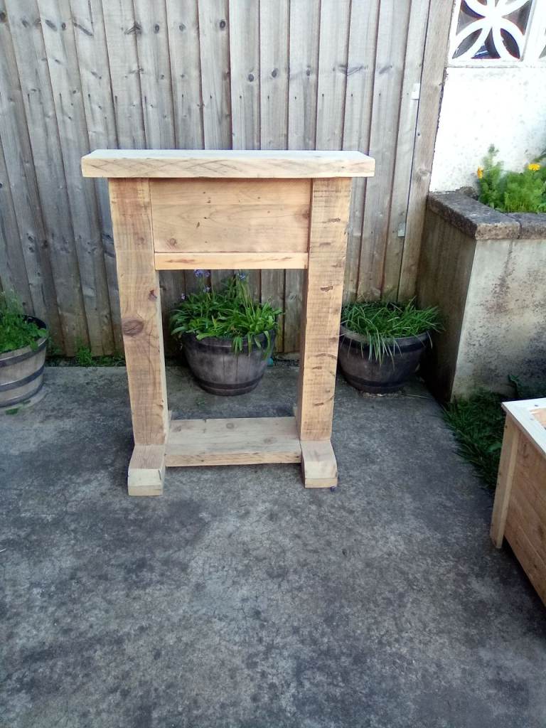 Hanging basket stand 