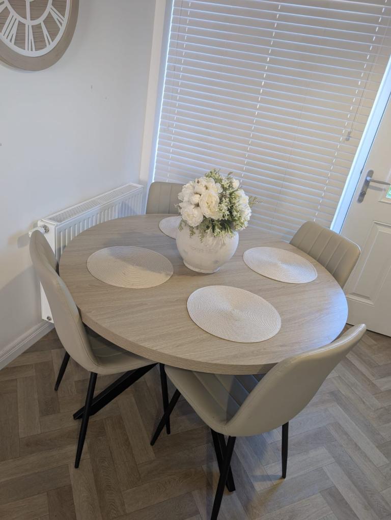Dining Table and 4 Chairs – Light Grey, As Good As New