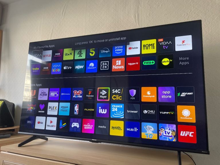 🔥 55 Inch 4K Hisense smart tv - perfect condition 
