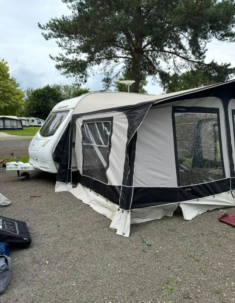Caravan awning 900cm Bradcot