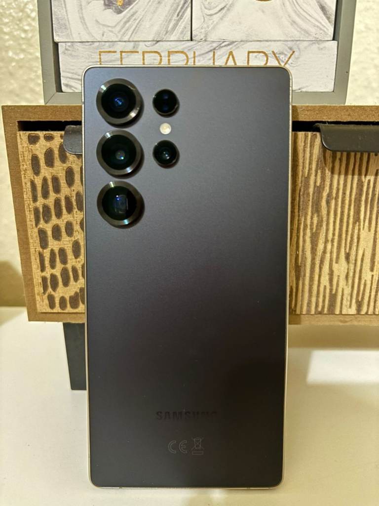 S25 Ultra 256GB Titanium Black