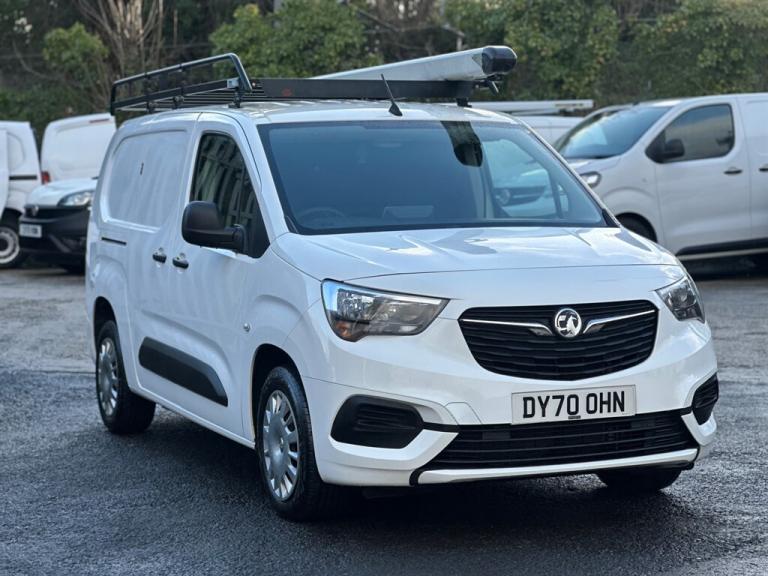 2020 Vauxhall Combo 1.5 Turbo D 2300 Sportive Panel Van 4dr Diesel Manual L2 H1 Euro 6 (s/s) (1 P...